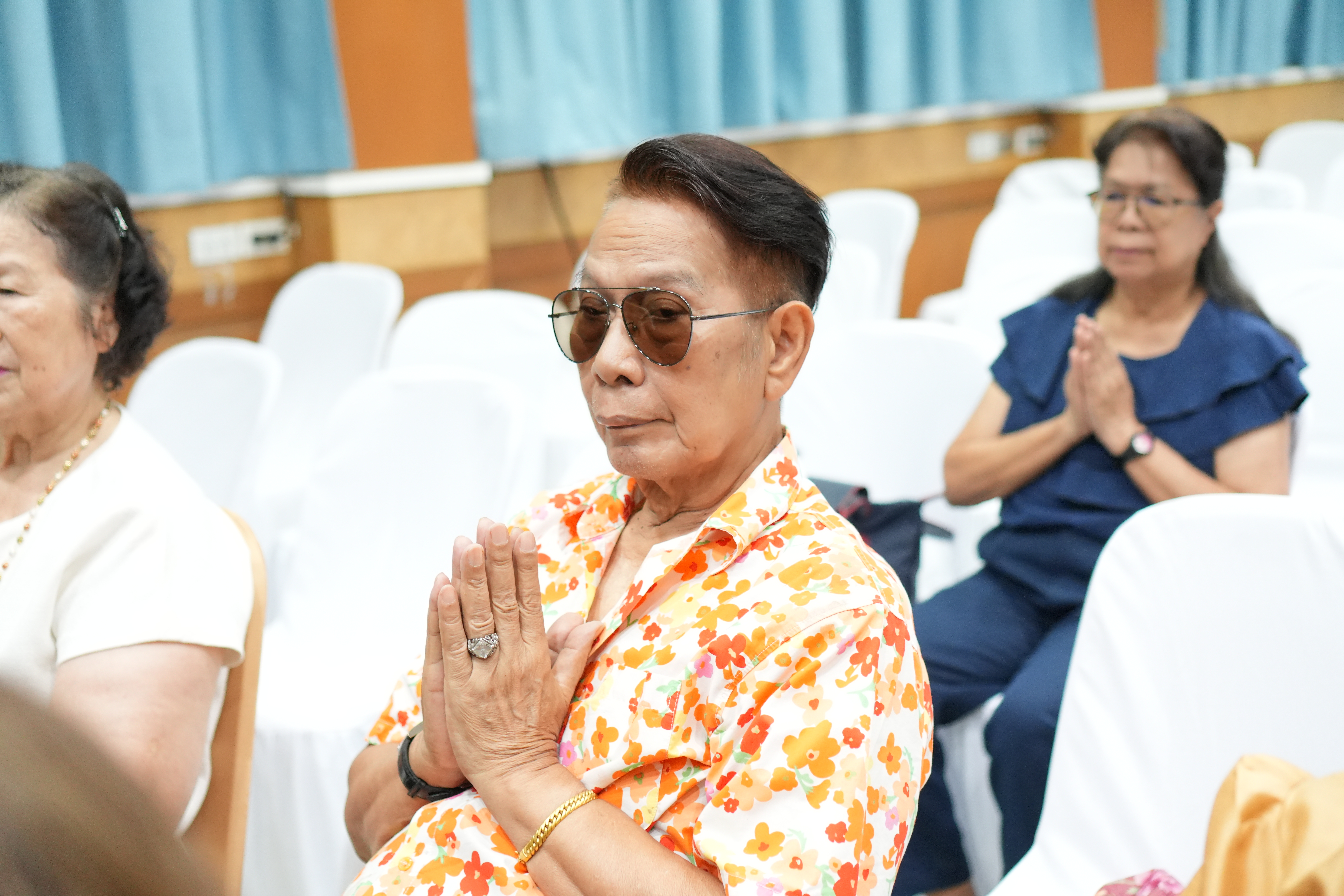 title - ชมรมผู้สูงอายุ ส.ป.ก. จัดพิธีทำบุญอุทิศส่วนกุศลให้ข้าราชการ/เจ้าหน้าที่ ส.ป.ก. ที่ล่วงลับไปแล้ว